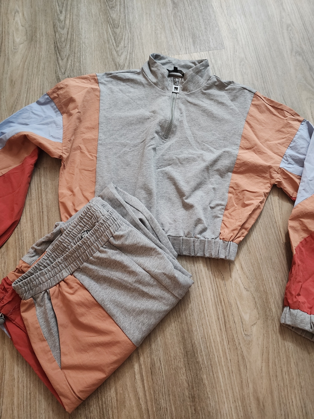 Colorblock Half-Zip Pullover & Jogger Set - Gray Red & Orange